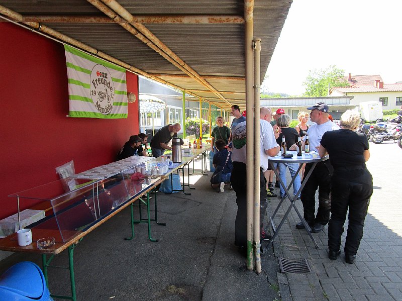 2018.05.26 Probefahrt, Bier, Grill, Freunde, Whisky und... Pflasterarbeiten (160).JPG